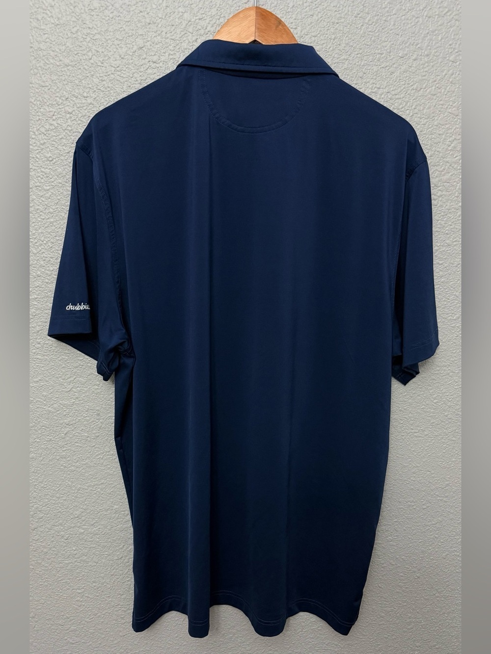 Chubbies “The Out of the Blue” Performance Polo on Navy size XL - Picture 4 of 7